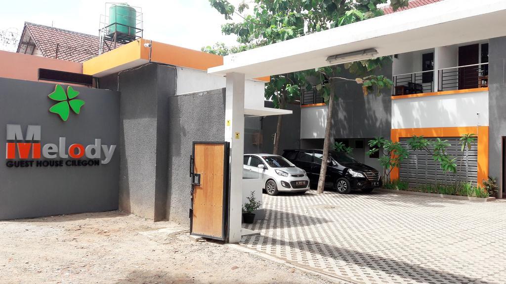 Melody Guest House Cilegon Exterior foto